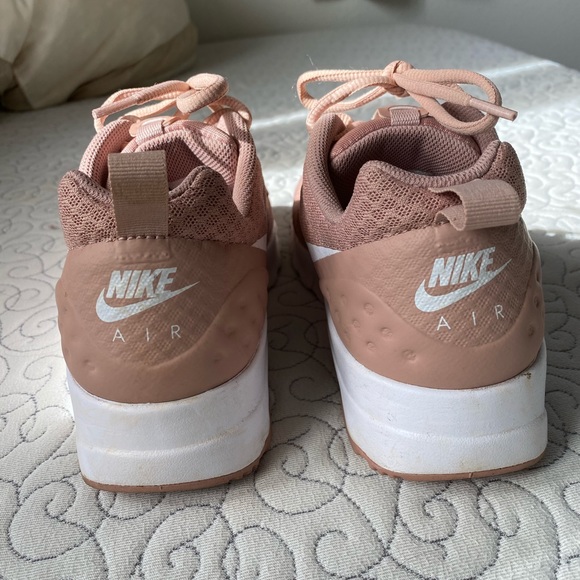 Nike AIR MAX motion LW - Picture 4 of 7